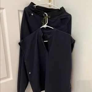 💕Figs scrubs set: Rafaela XS & Zamora joggers S Quiet Navy💕